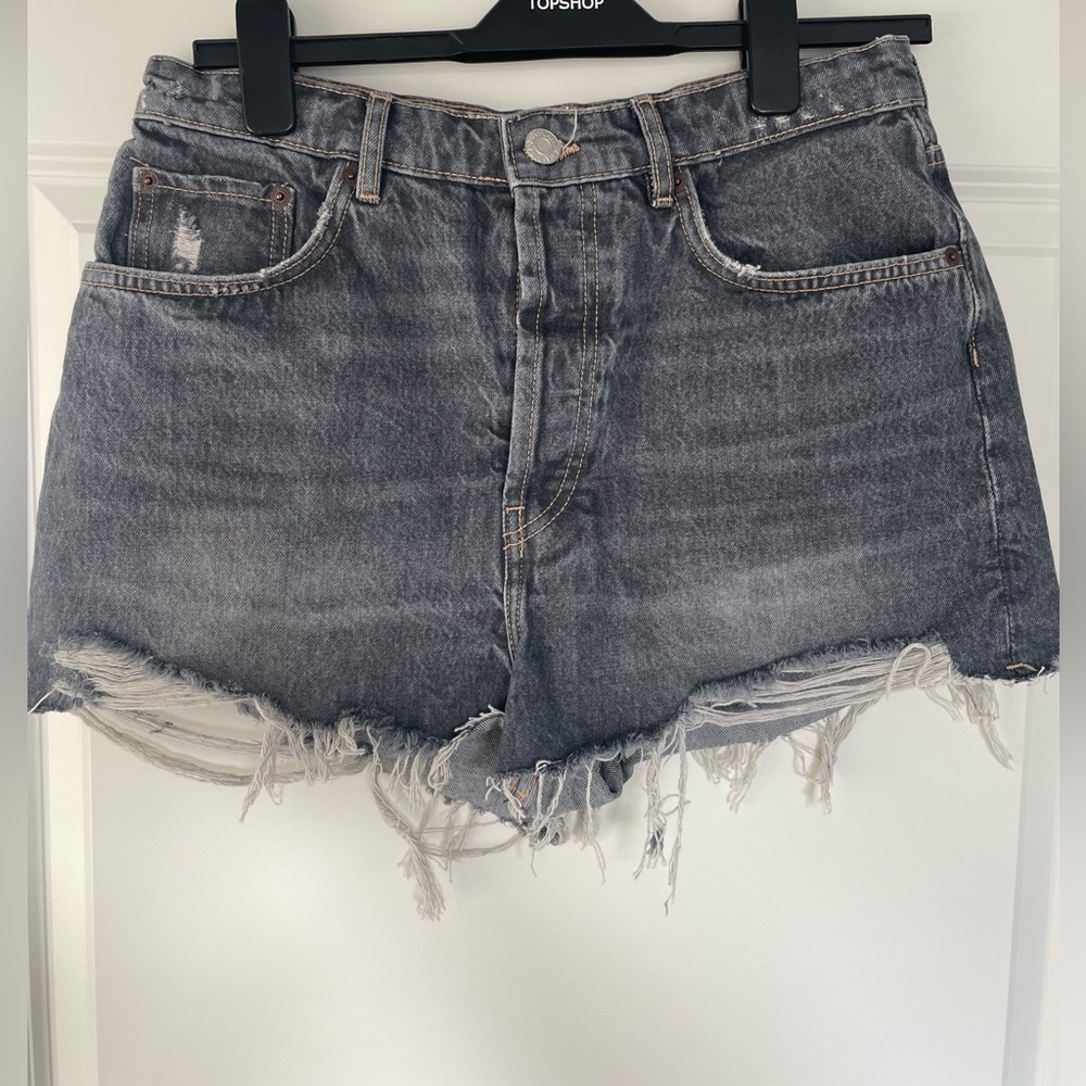 Black cutoff Zara shorts